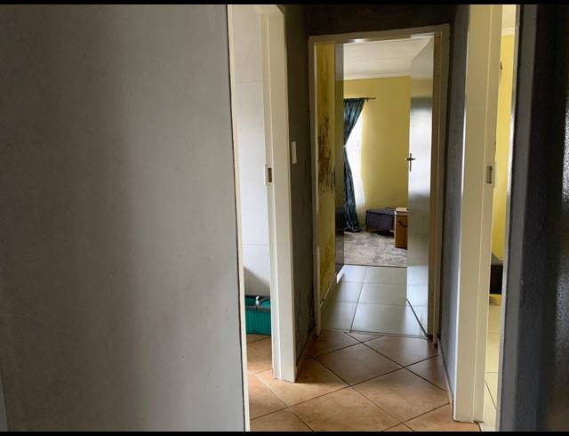2 BEDROOM HOUSE FOR SALE IN VANDERBIJLPARK CE 3